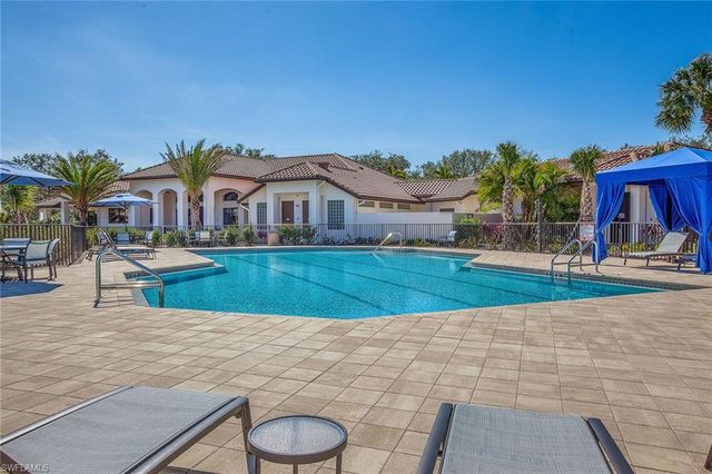 8037 Vera Cruz WAY, Naples, FL 34109