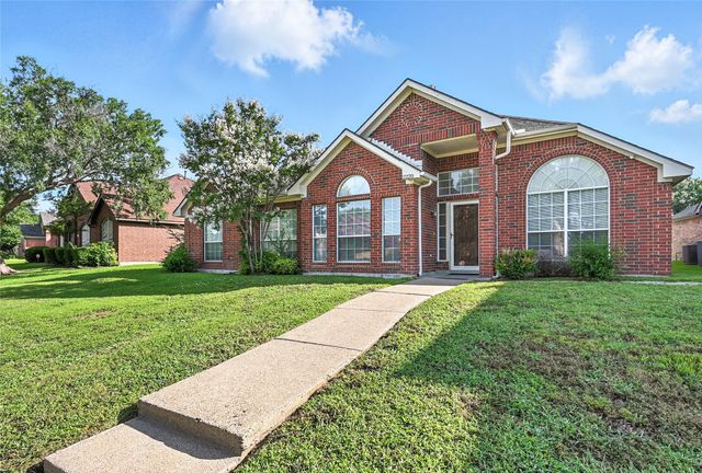 2220 Austin Drive, Mesquite, TX 75181