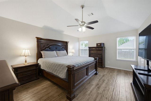 1525 Wickham Drive, Burleson, TX 76028