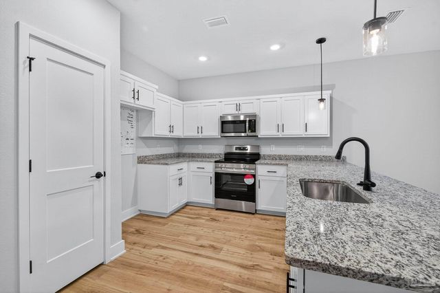 7063 Cedar Grove Rd 4A, Pensacola, FL 32504