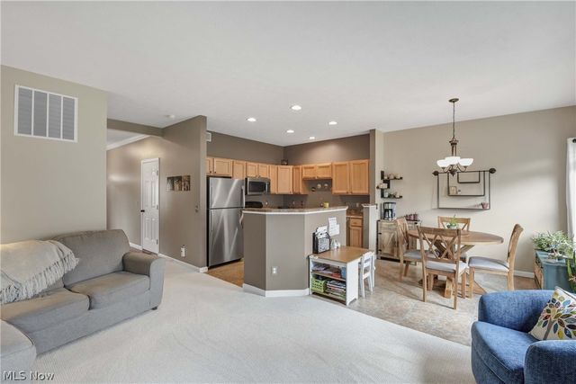 106 Clay Court, Berea, OH 44017