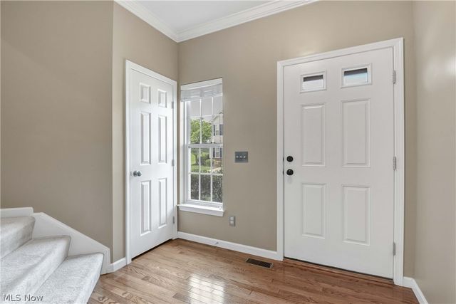 106 Clay Court, Berea, OH 44017