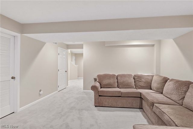 106 Clay Court, Berea, OH 44017