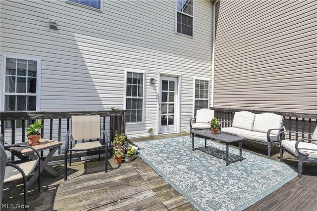 106 Clay Court, Berea, OH 44017