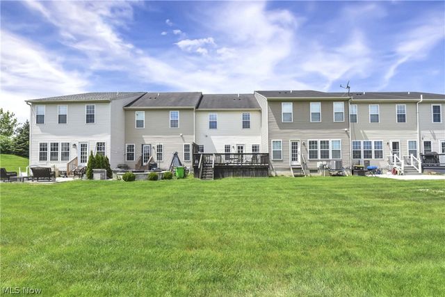 106 Clay Court, Berea, OH 44017