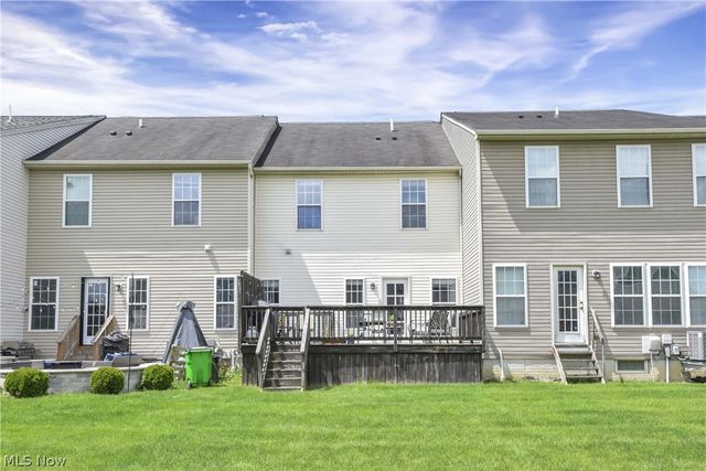 106 Clay Court, Berea, OH 44017