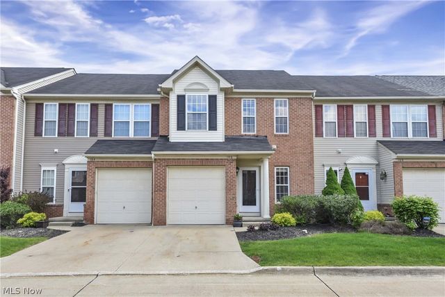106 Clay Court, Berea, OH 44017