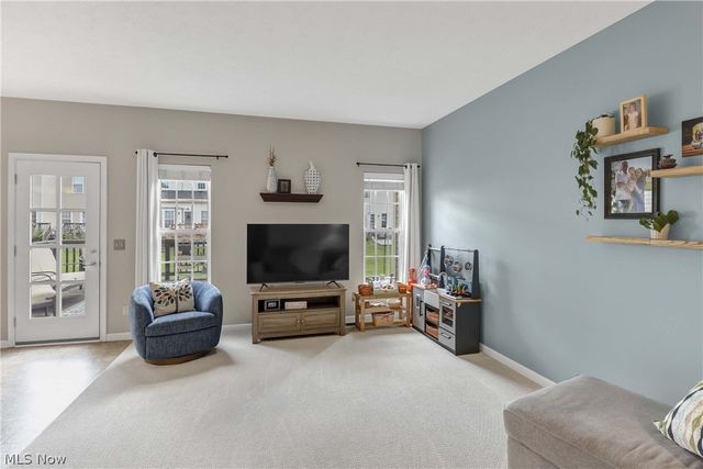 106 Clay Court, Berea, OH 44017