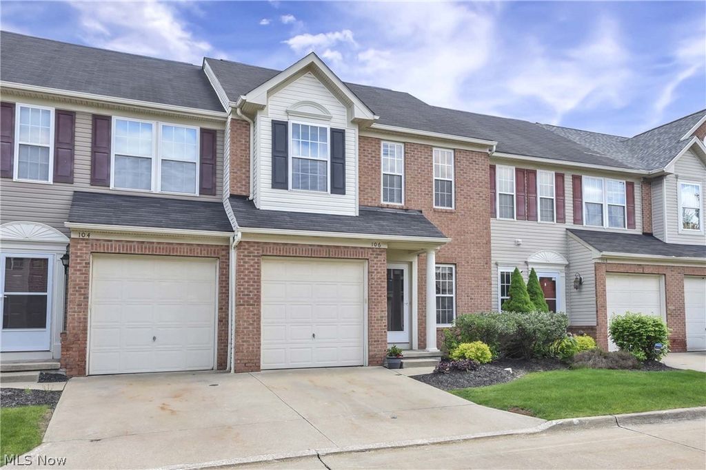 106 Clay Court, Berea, OH 44017