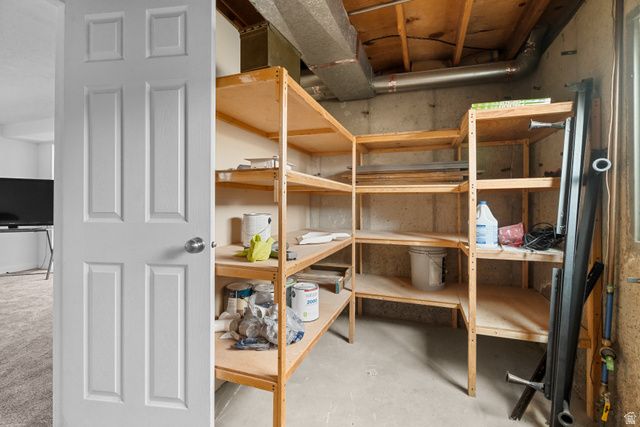 538 W 2100 N, Harrisville, UT 84414