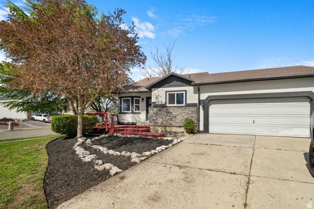 538 W 2100 N, Harrisville, UT 84414