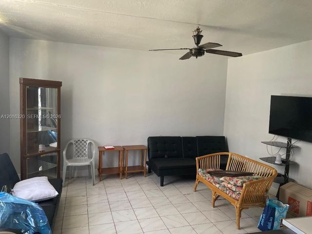 14220 NE 3rd Court 10A, Miami, FL 33161