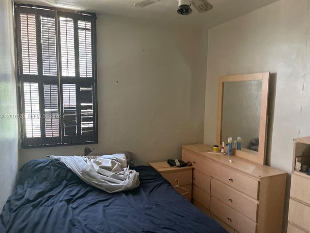 14220 NE 3rd Court 10A, Miami, FL 33161