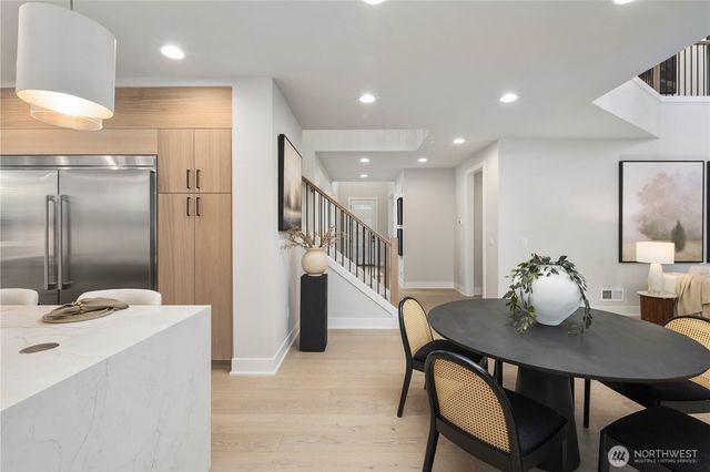 12206 NE 61st Street, Kirkland, WA 98033