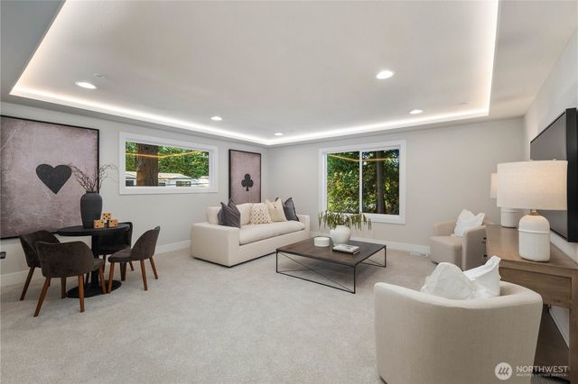 12206 NE 61st Street, Kirkland, WA 98033