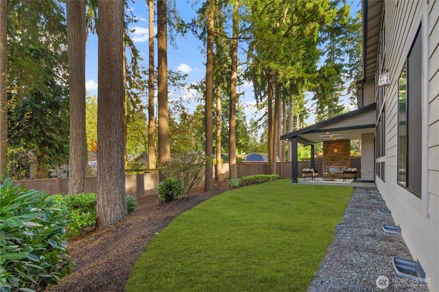 12206 NE 61st Street, Kirkland, WA 98033