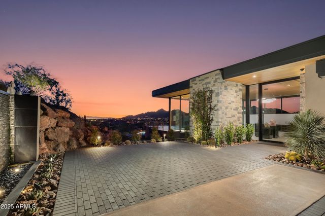 5002 E VALLE VISTA Way, Paradise Valley, AZ 85253