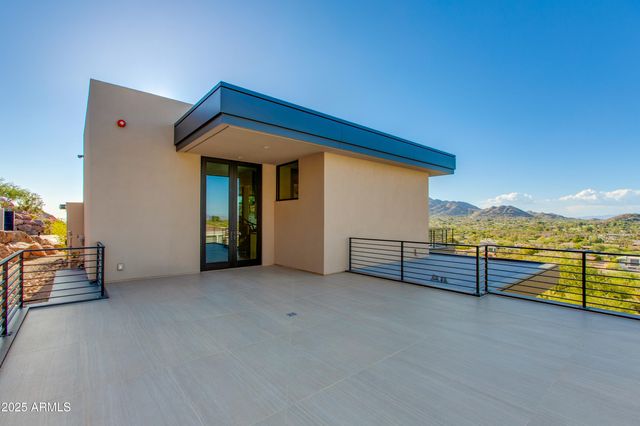 5002 E VALLE VISTA Way, Paradise Valley, AZ 85253