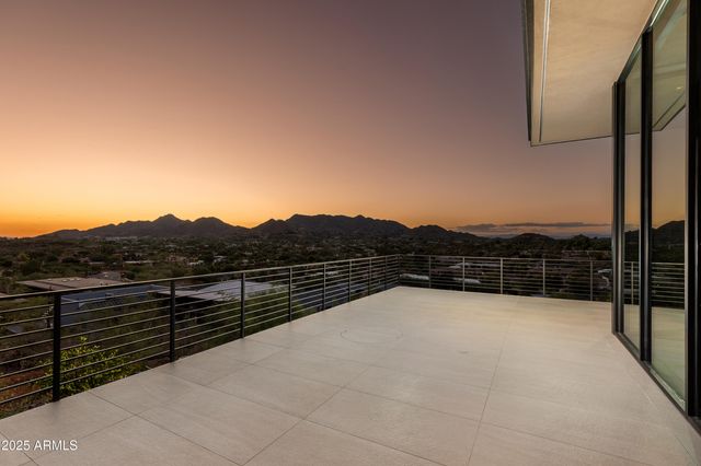 5002 E VALLE VISTA Way, Paradise Valley, AZ 85253
