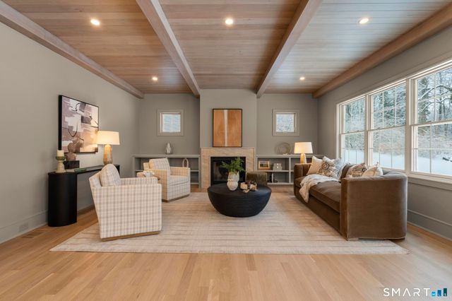 204 Glen Ridge Road, Fairfield, CT 06825