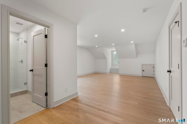 204 Glen Ridge Road, Fairfield, CT 06825