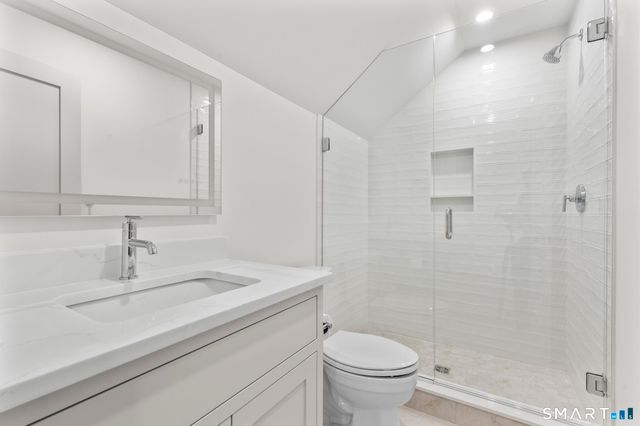 204 Glen Ridge Road, Fairfield, CT 06825