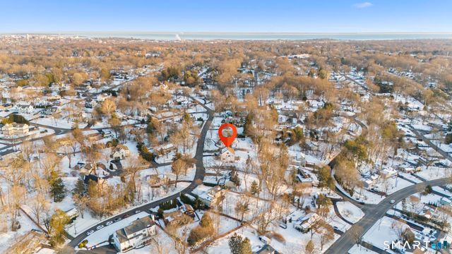 204 Glen Ridge Road, Fairfield, CT 06825