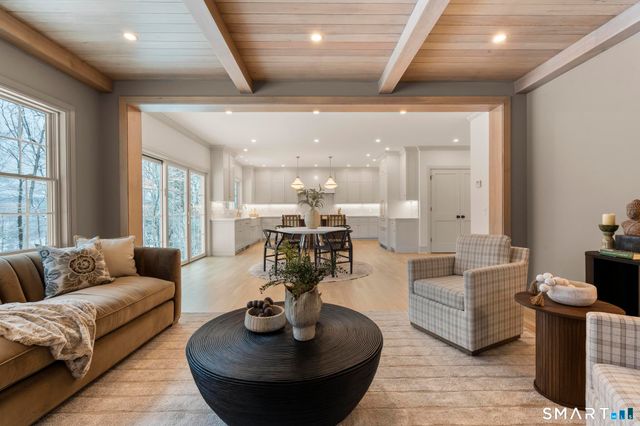 204 Glen Ridge Road, Fairfield, CT 06825