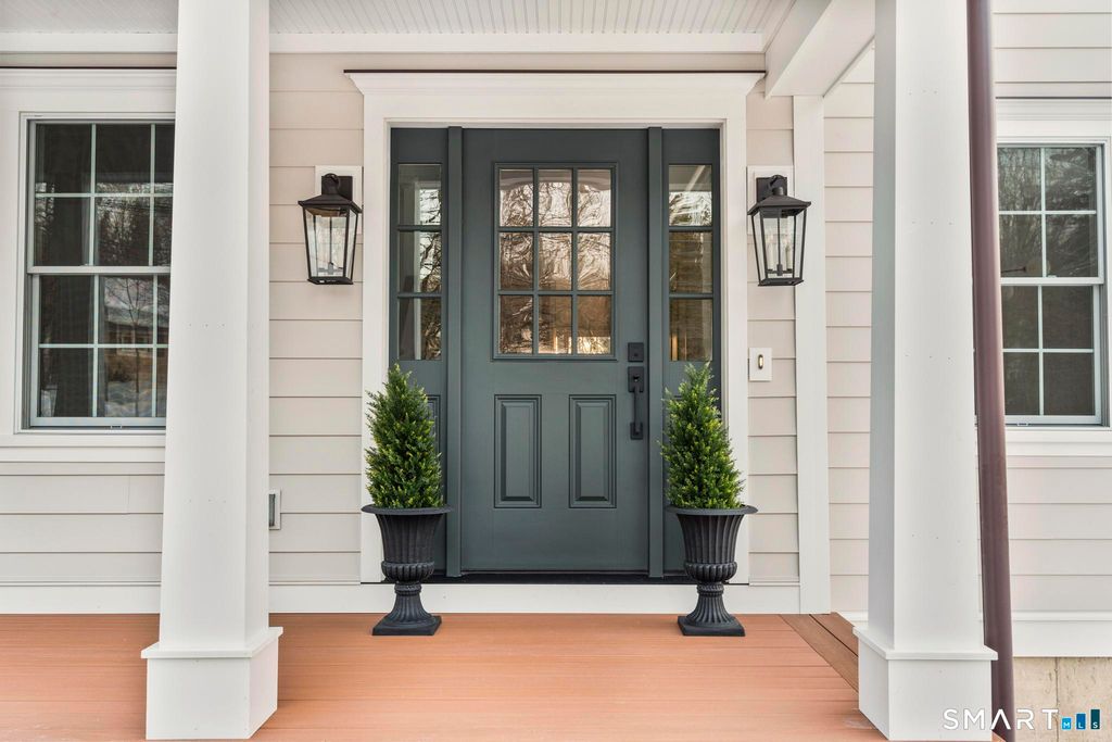 204 Glen Ridge Road, Fairfield, CT 06825