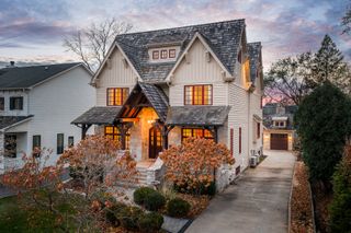 479 S Julian Street, Naperville, IL 60540