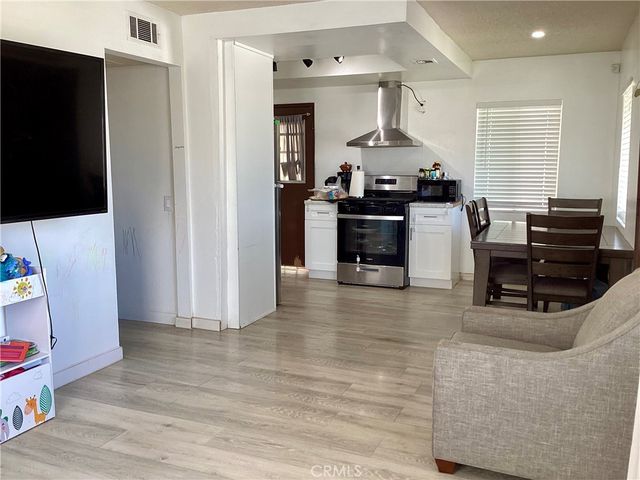 13329 Herron Street, Sylmar, CA 91342