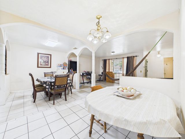 8206 Dillon Street, Houston, TX 77061