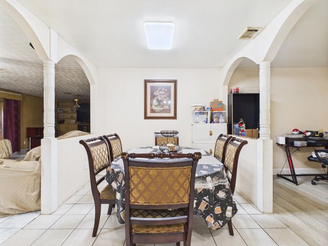 8206 Dillon Street, Houston, TX 77061