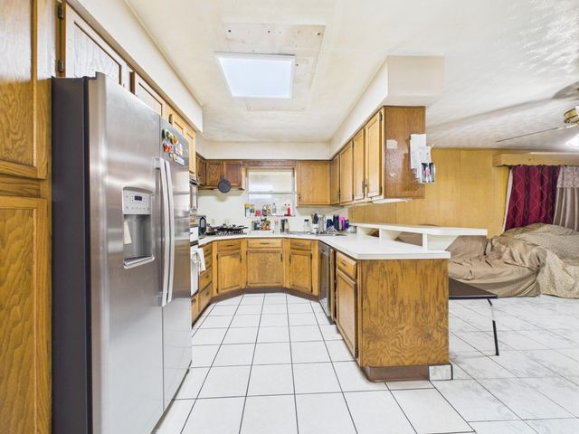 8206 Dillon Street, Houston, TX 77061