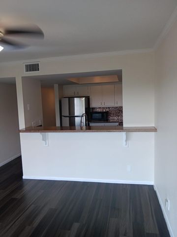 9500 SW 3rd Street 222, Boca Raton, FL 33428