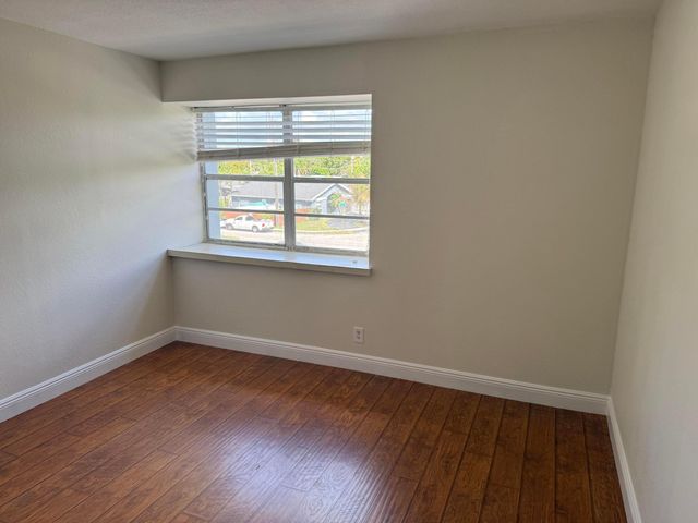 9500 SW 3rd Street 222, Boca Raton, FL 33428