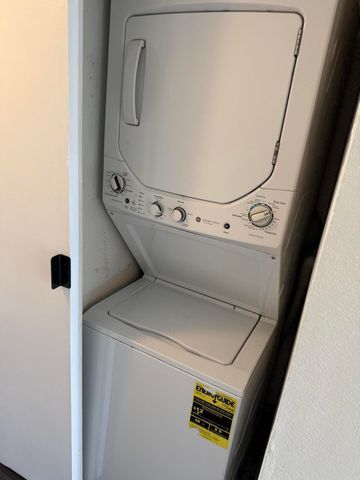 9500 SW 3rd Street 222, Boca Raton, FL 33428