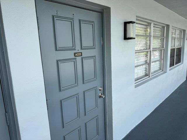 9500 SW 3rd Street 222, Boca Raton, FL 33428