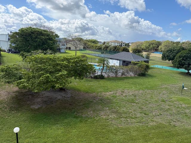 9500 SW 3rd Street 222, Boca Raton, FL 33428