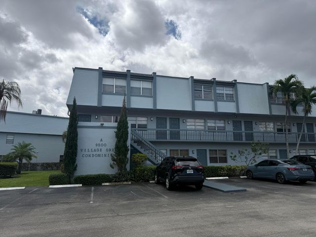 9500 SW 3rd Street 222, Boca Raton, FL 33428