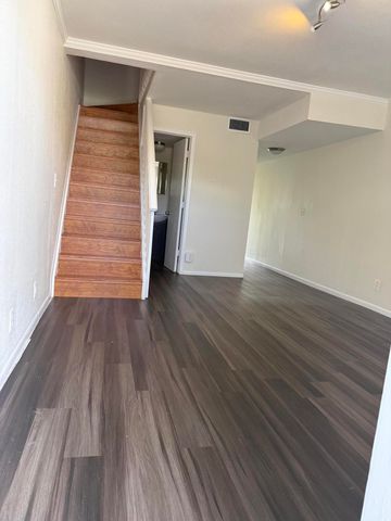 9500 SW 3rd Street 222, Boca Raton, FL 33428