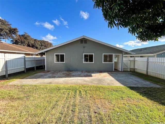 95-135 Hamumu Place, Mililani, HI 96789