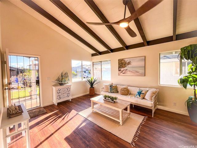 95-135 Hamumu Place, Mililani, HI 96789