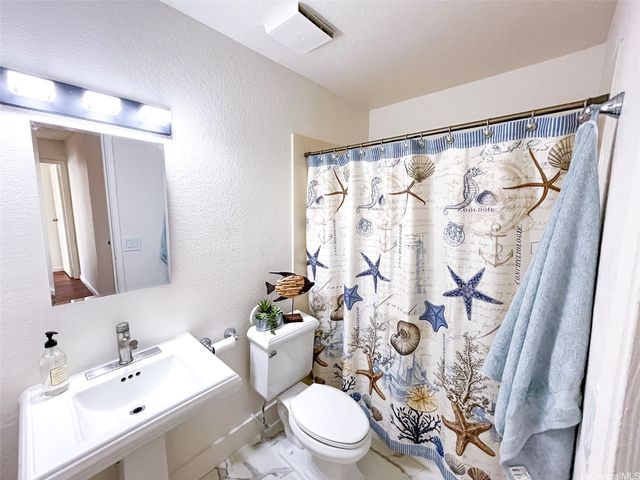 95-135 Hamumu Place, Mililani, HI 96789