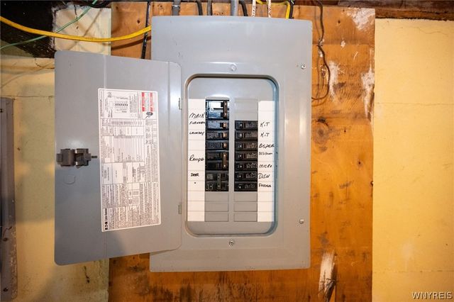 65 Dania Drive, Cheektowaga, NY 14225