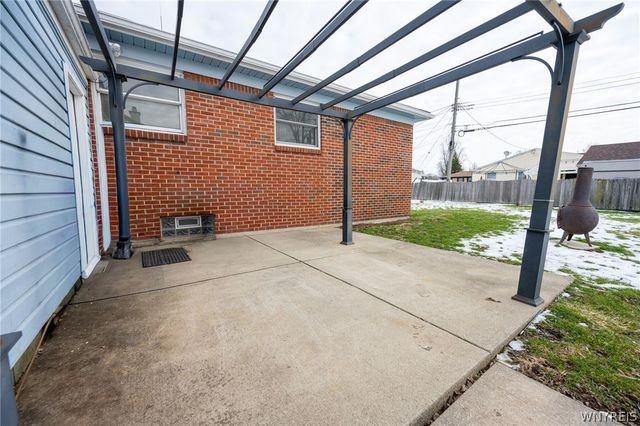 65 Dania Drive, Cheektowaga, NY 14225