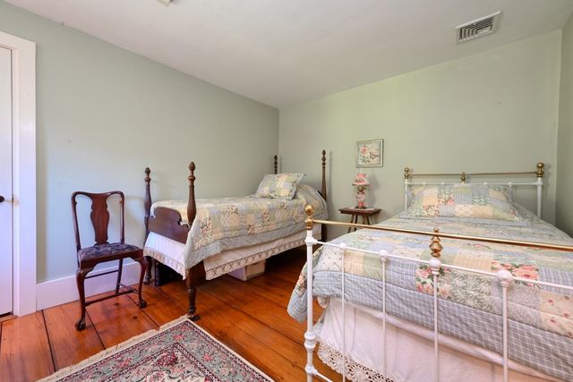 240 Oldham Street, Pembroke, MA 02359