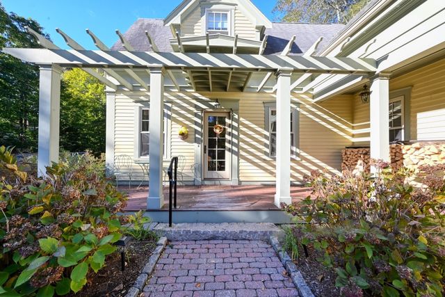 240 Oldham Street, Pembroke, MA 02359