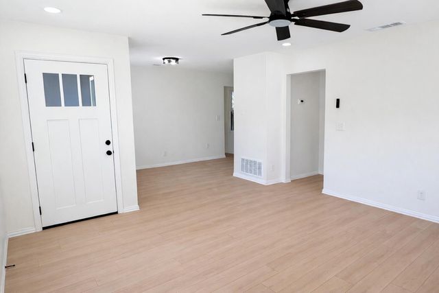 2915 56th Street, Dallas, TX 75241