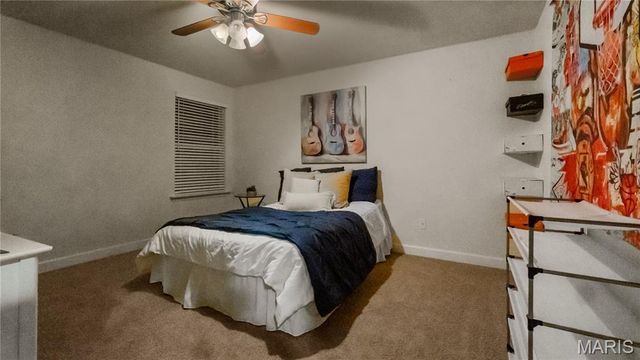 24 Towerbridge Place, St Charles, MO 63303